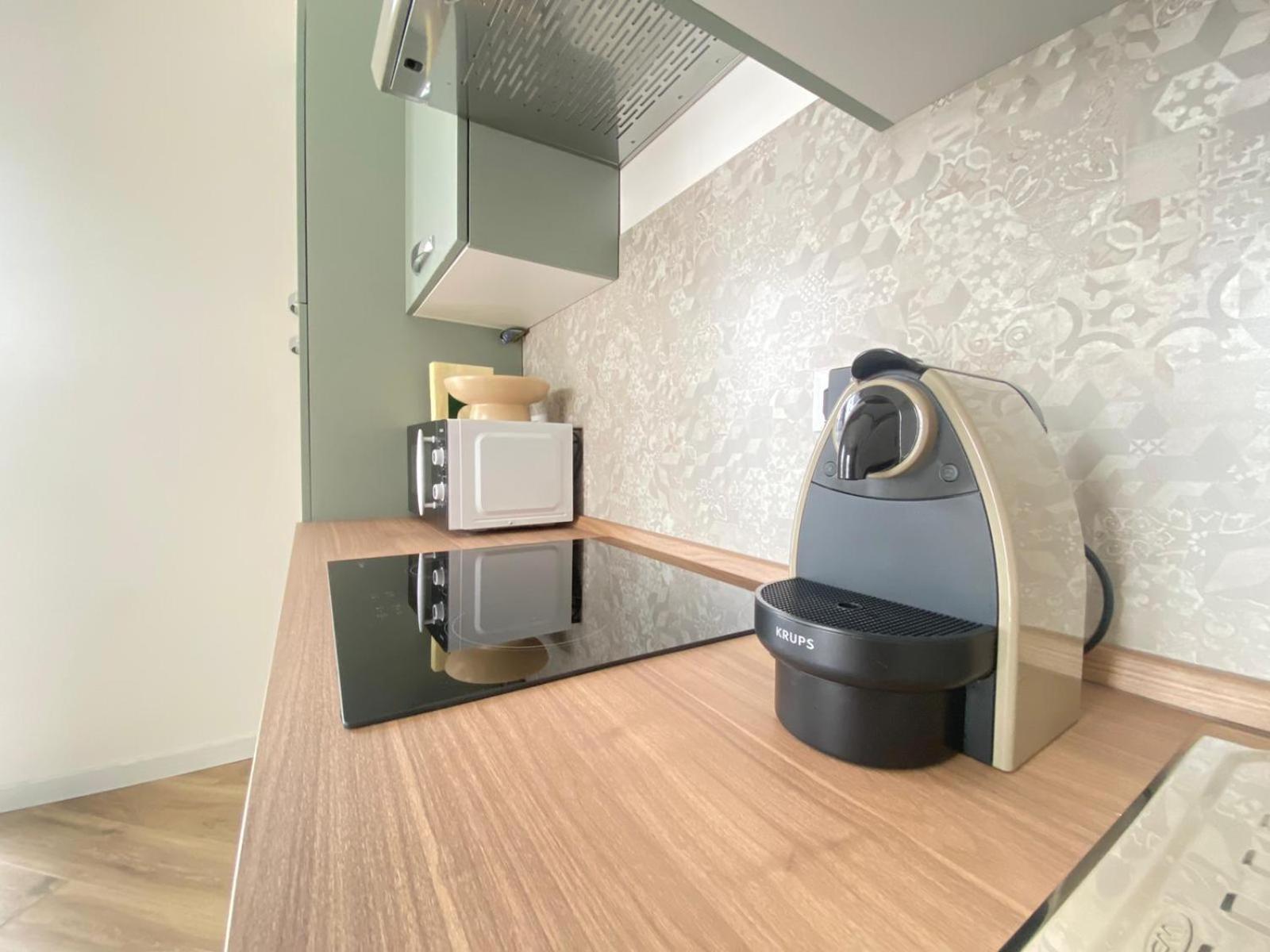 House By Naty Apartment เบรเชีย ภายนอก รูปภาพ