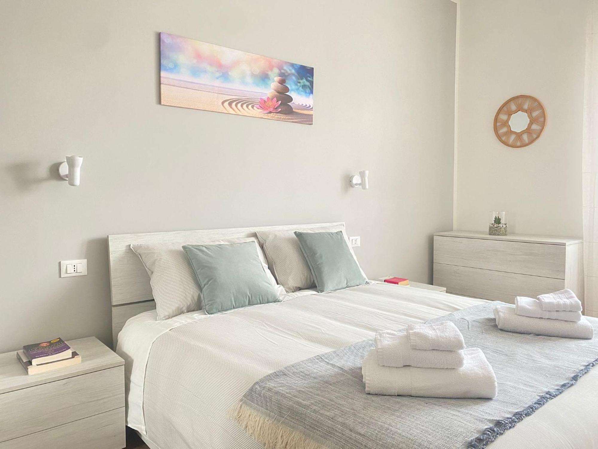 House By Naty Apartment เบรเชีย ภายนอก รูปภาพ